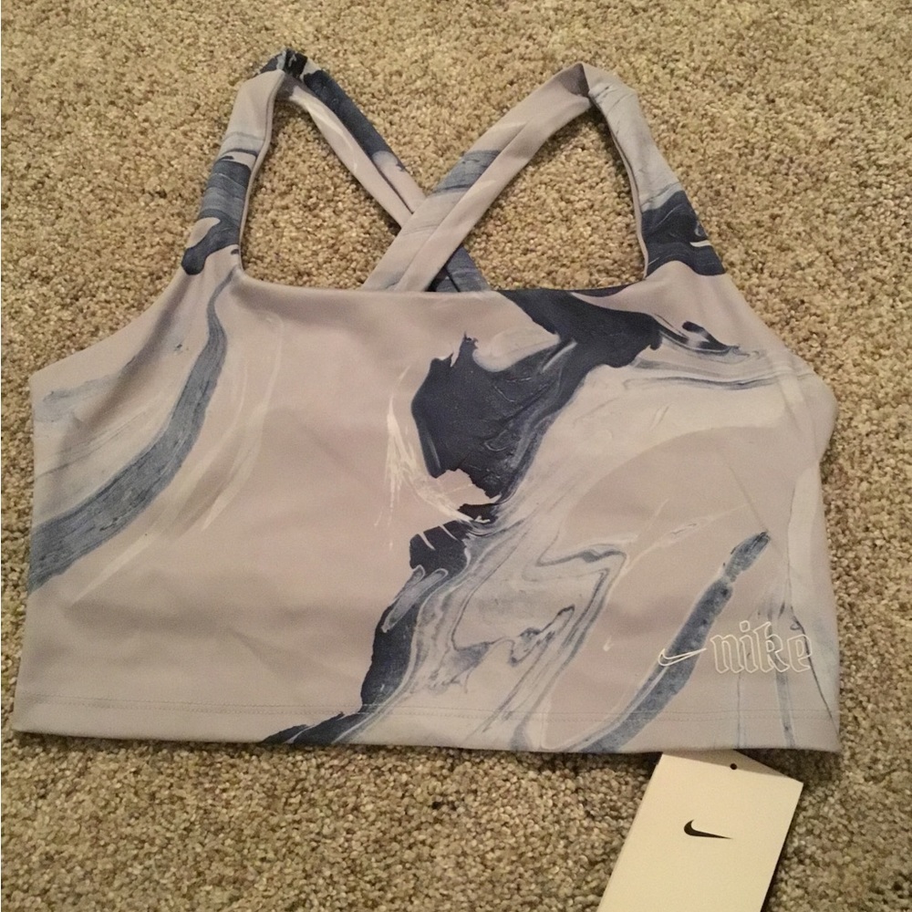 Nike sports bra NWT